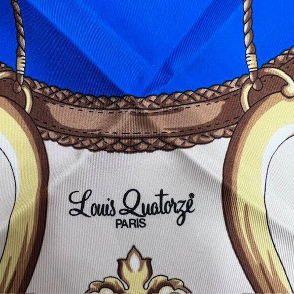 New Unused Louis Quatorze Paris 100% Silk Satin 27" Blue Beige Gold Logo (52) - Picture 6 of 6